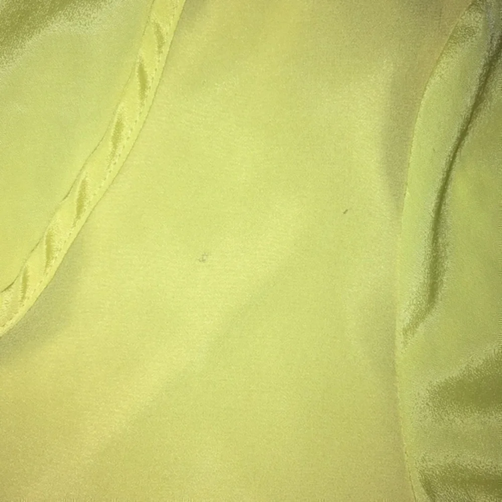 UNO CORE Yellow Blouse - Picture 3 of 7